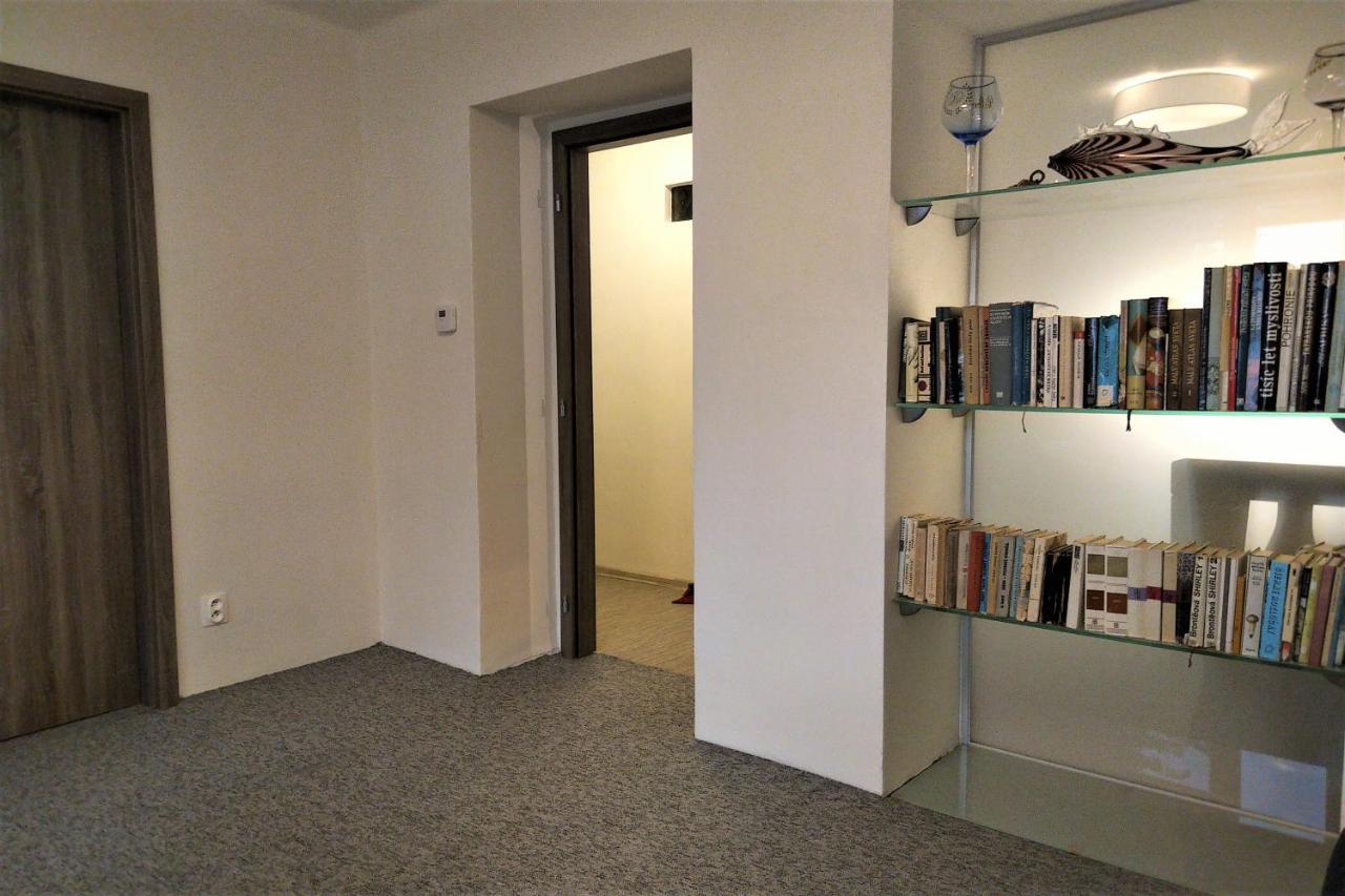 Apartman Banska Bystrica Fortnicka מראה חיצוני תמונה