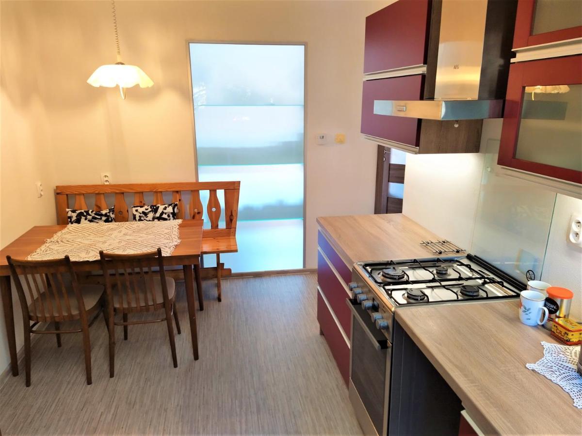 Apartman Banska Bystrica Fortnicka מראה חיצוני תמונה