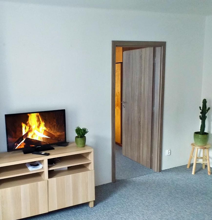 Apartman Banska Bystrica Fortnicka מראה חיצוני תמונה