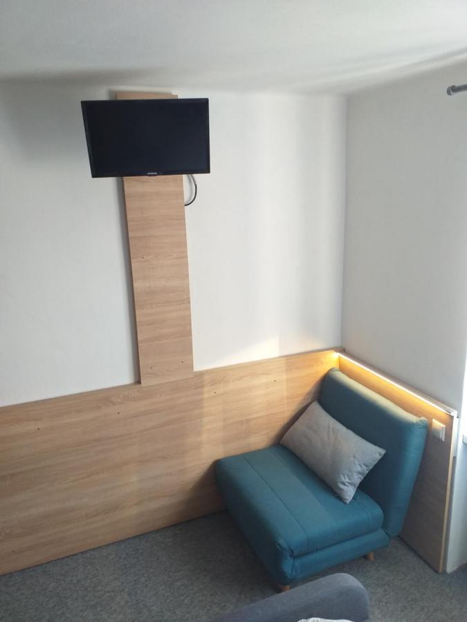 Apartman Banska Bystrica Fortnicka מראה חיצוני תמונה