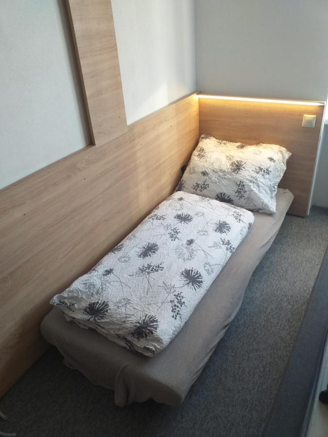 Apartman Banska Bystrica Fortnicka מראה חיצוני תמונה